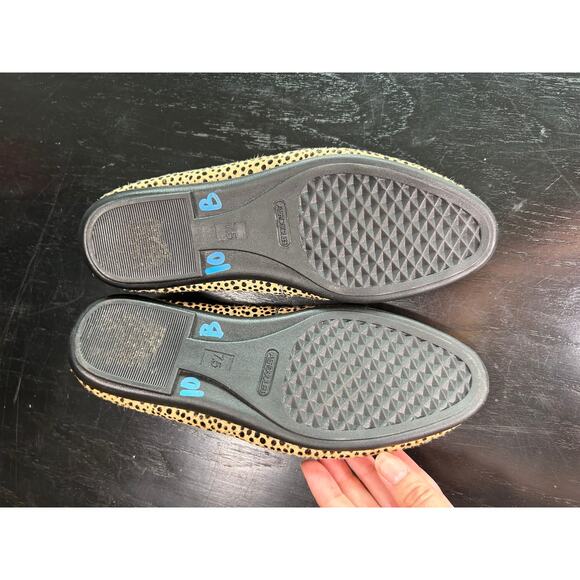 Aerosole- Textured Animal Print- Round toe Ballet heel Flat- 7.5 academia - Picture 4 of 6